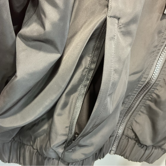 Alo yoga ROSES FREERIDER JACKET cherry and black color Small - Picture 6 of 14